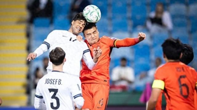 世俱杯投注-新民场外音｜U23小将的这一道光，能否照亮中国足球的未来征途？