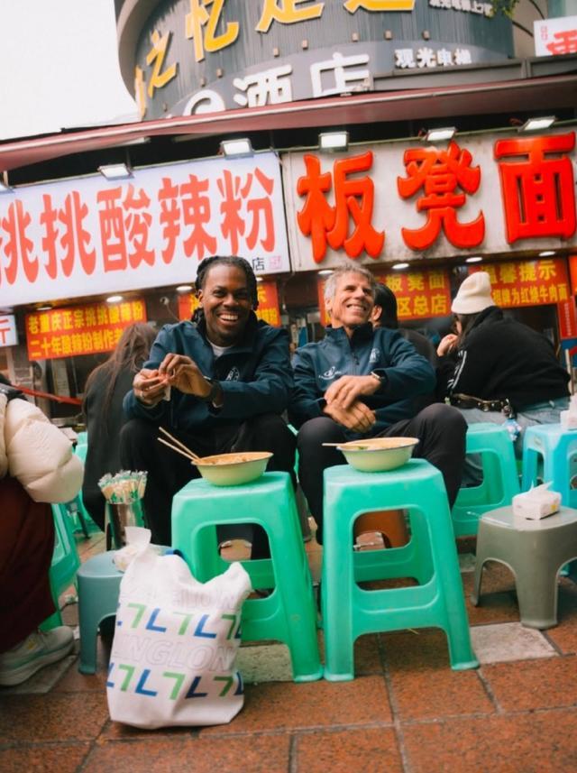 世俱杯赛程-佐拉：马拉多纳和梅西之间，我选马拉多纳